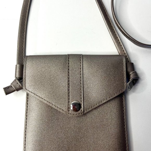 Silverton Casino Touch Screen Cell Phone Tan Cross-body Wallet shoulder bag - Picture 3 of 9